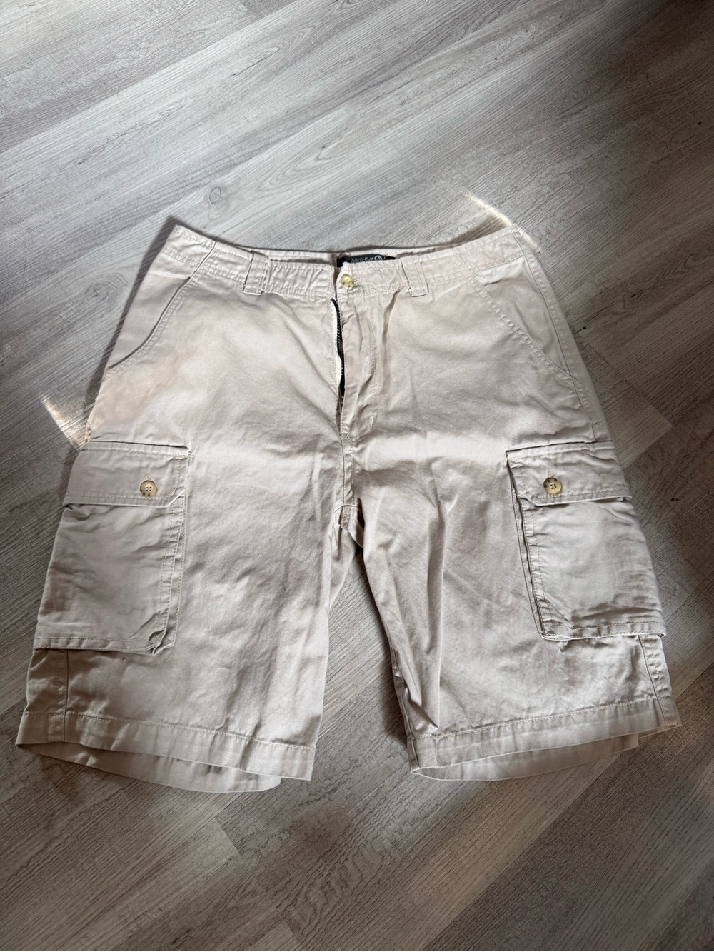 Men's Cargo Shorts in Light Beige - Classic Pocket Utility Style